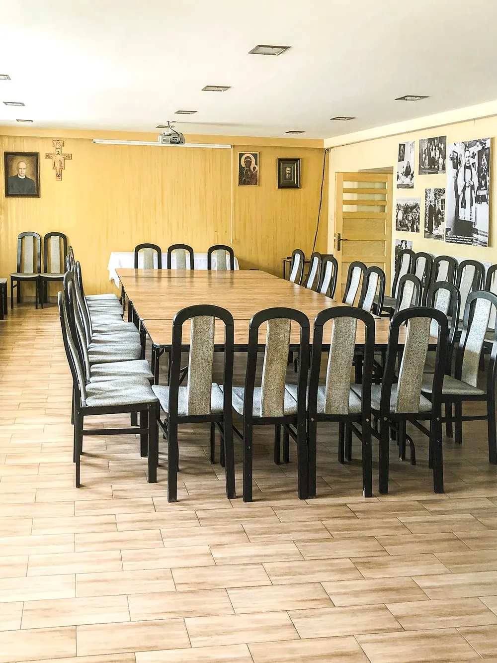 Pokoje — Centrum Bukowińskiego — zdjęcie 3